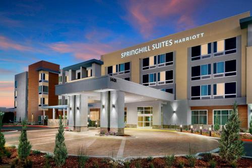 SpringHill Suites by Marriott Belmont Redwood Shores - Location and Surroundings