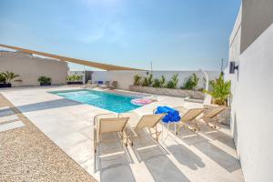 Stella Stays Cozy Beachfront Villa Private Pool 4BDR - Property Overview