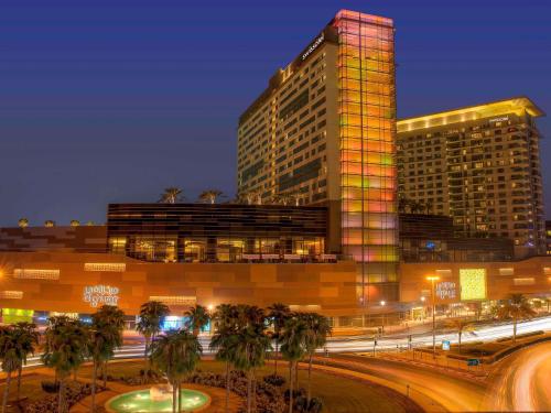 Swissôtel Al Ghurair Dubai - Luxury Hotel Overview