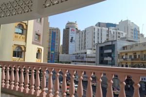 Tara Hotel LLC - Location and Accessibility