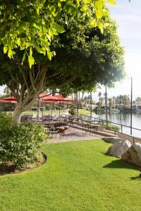 The Chateau at Lake La Quinta - Hotel Overview and Location
