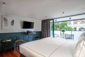 The Palais Gallien Hotel & Spa - Luxurious Accommodations and Room Offerings