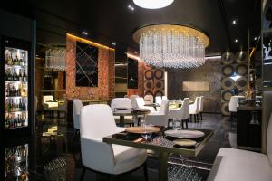 The Pantheon Iconic Rome Hotel, Autograph Collection - Hotel Overview and Location