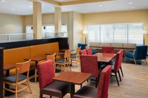 TownePlace Suites by Marriott Leesburg - Hotel Location and Proximity