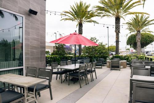 TownePlace Suites by Marriott Los Angeles LAX/Hawthorne - Hotel Overview