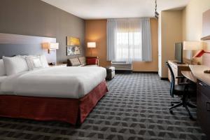 TownePlace Suites Fresno Clovis - Exceptional Location and Accessibility
