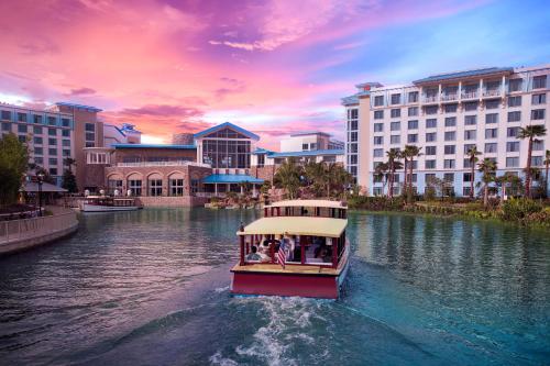 Universals Loews Sapphire Falls Resort - Resort Overview