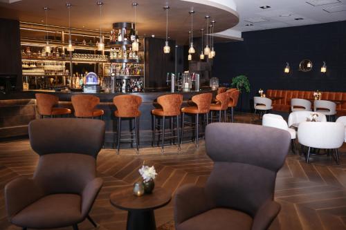 Van Der Valk Hotel Oostzaan - Amsterdam - Location and Accessibility
