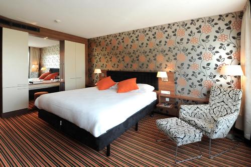 Van Der Valk Hotel Rotterdam Ridderkerk - Hotel Overview