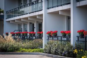 Van Der Valk Hotel Sassenheim - Leiden - Convenient Location and Transportation
