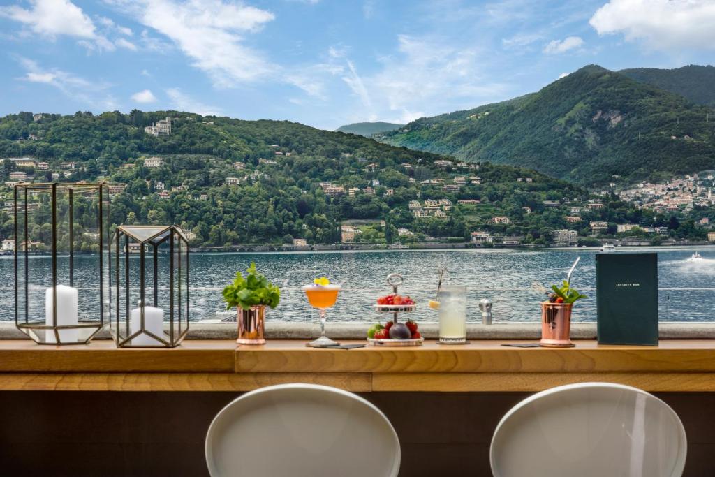 View Lake Como Review