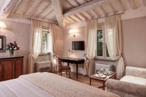Villa Di Piazzano - Small Luxury Hotels of the World - Hotel Overview
