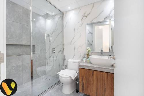 Vogue Villa Near Golf/Ski Dubai/ Ibn Battuta Mall Review