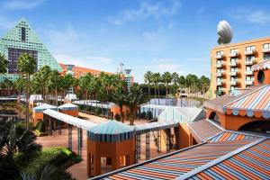 Walt Disney World Dolphin - Location and Accessibility