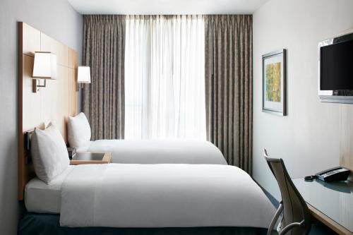World Center Hotel - Hotel Overview and Location