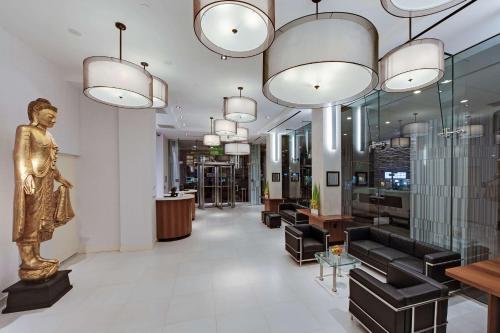 Wyndham Garden Chinatown - Hotel Overview and Location