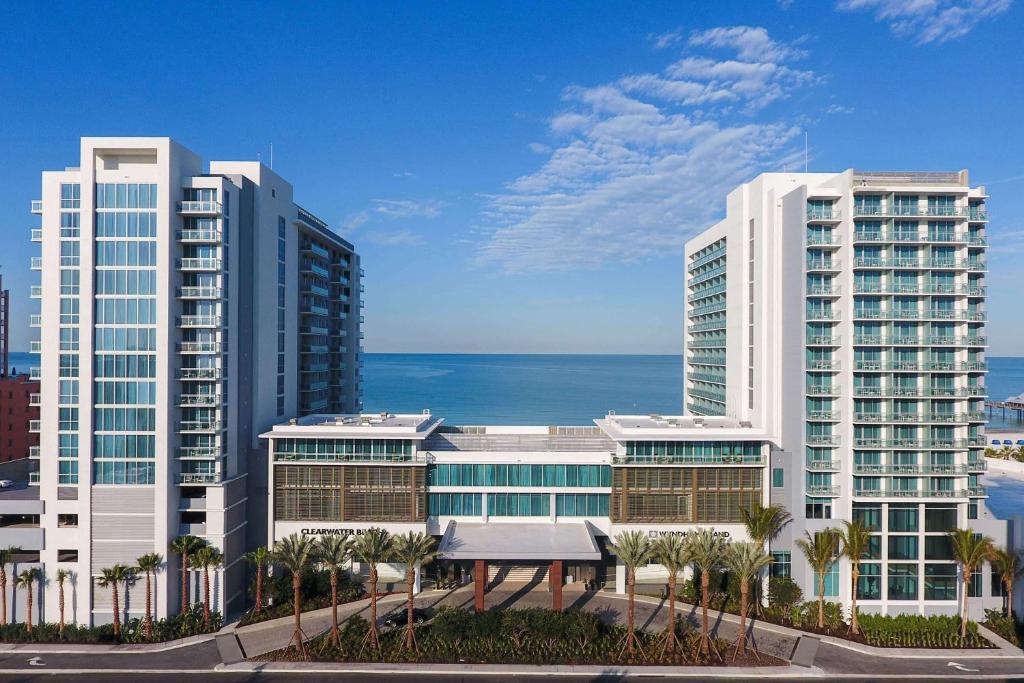 Wyndham Grand Clearwater Beach Review
