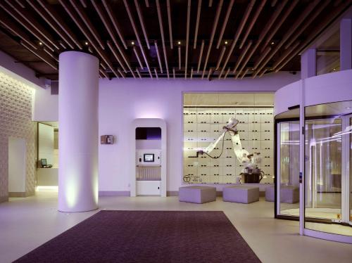 YOTEL New York Times Square - Hotel Overview and Location