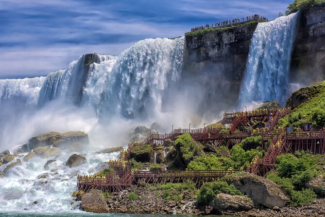 2 - Day USA & Canada Full Experience - Cave of the Winds Adventure