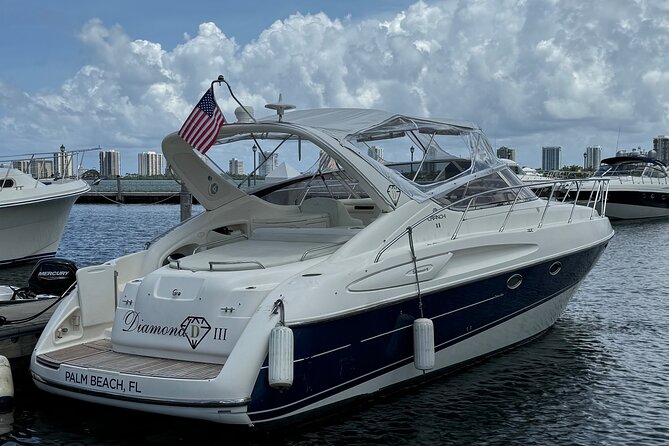 41 Luxury Boat With Captain 4 Hours Palm Beach -Jupiter for 8 - Pricing Details for Your Group