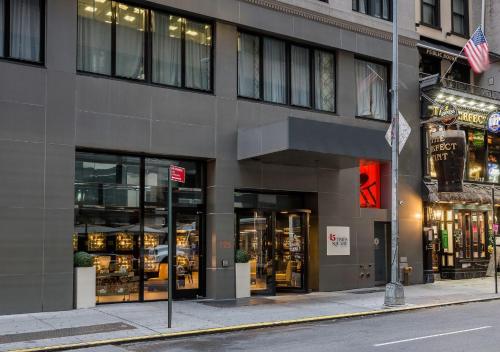 45 Times Square Hotel - Guest Experience and Reviews