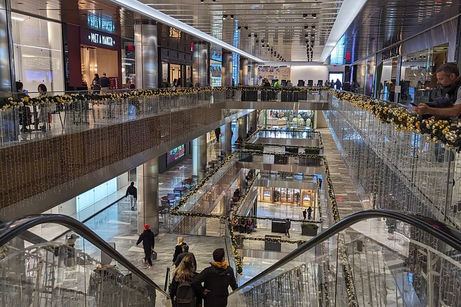 A Half Day Walk Between the Skyscraper Clusters of Manhattan - Inclusions: What to Expect