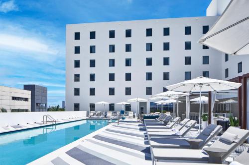AC Hotel by Marriott Miami Aventura - Location and Nearby Attractions