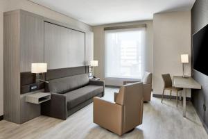 AC Hotel by Marriott Sacramento - Facilities and Amenities