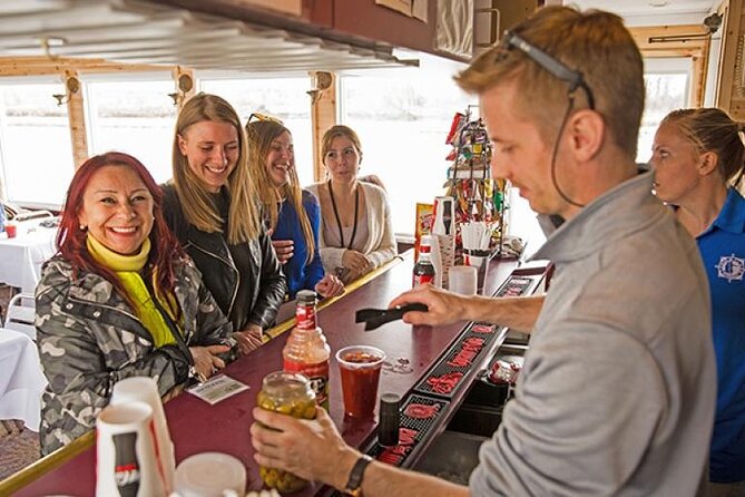 Afternoon Missouri River Leisure Cruise - Onboard Amenities and Services