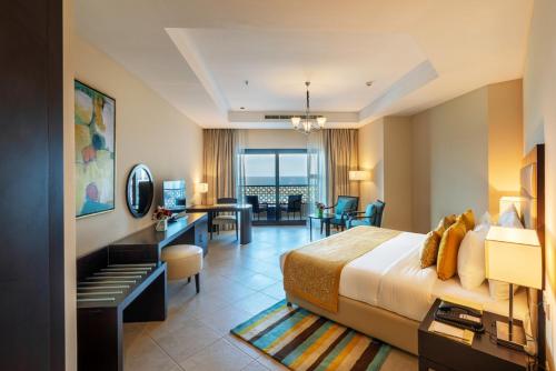 Al Bahar Hotel & Resort - Convenient Location
