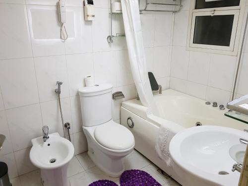 Al Jazeera Hotel Apartments LLC - Location and Distance