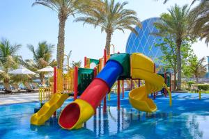 Al Raha Beach Hotel - Dining Experiences