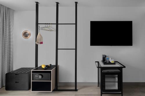 Aloft New York Chelsea - Facilities and Amenities