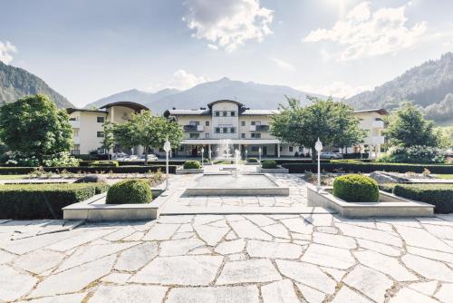 Alpenpalace Luxury Hideaway & Spa Retreat - Amenities and Spa Services