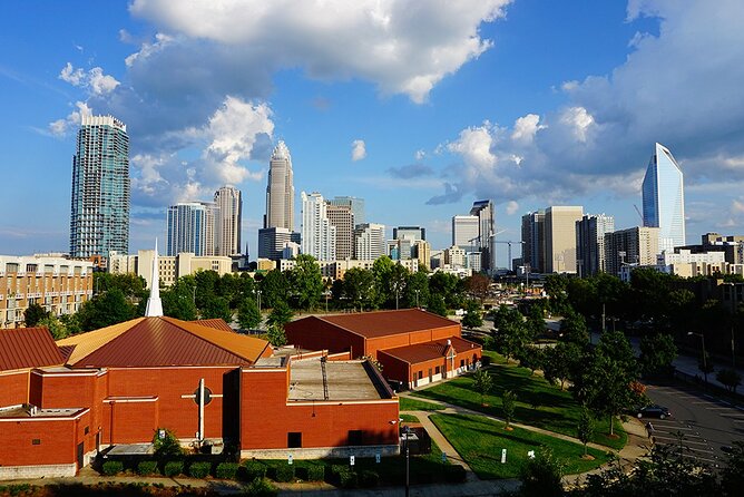 Arrival Transfer: Charlotte Douglas Airport CLT to Charlotte in Business Car - Inclusions