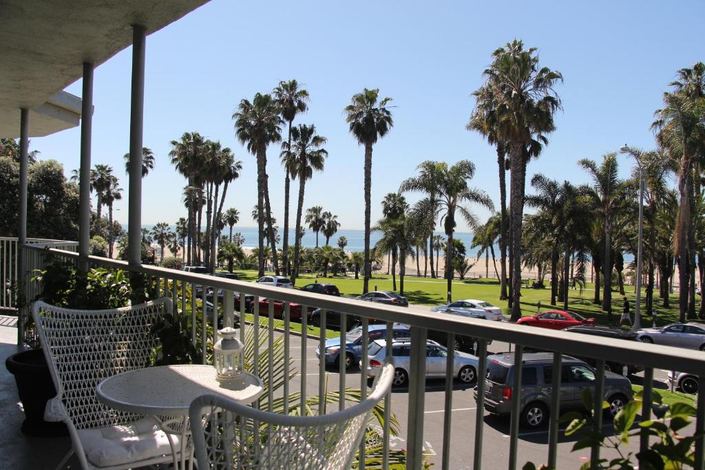 Bayside Hotel Review
