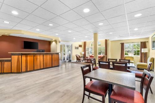 Best Western California City Inn & Suites - Amenities and Facilities
