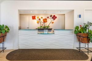 Best Western Plus Capitola By-the-Sea Inn & Suites - Facilities and Amenities