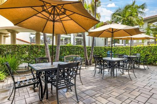Best Western Plus Orange County Airport North - Amenities and Facilities