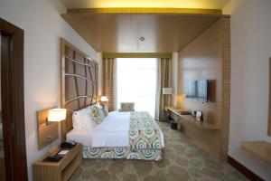 Best Western Plus Pearl Creek - Accommodations and Amenities