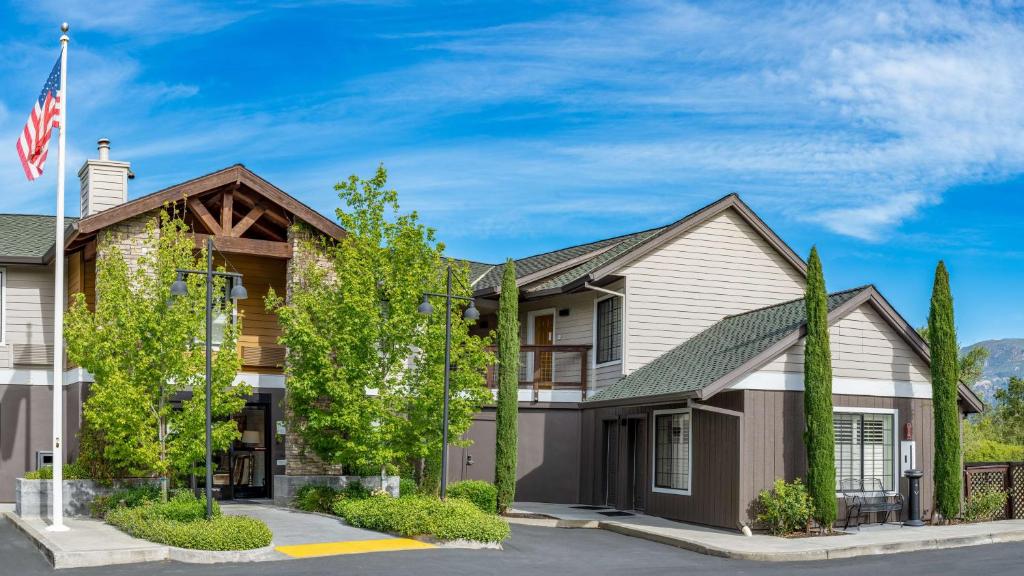 Best Western Plus Stevenson Manor Review