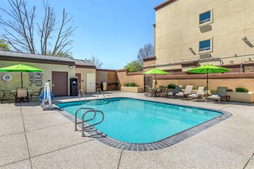 Best Western Plus Taft Inn - Amenities and Facilities