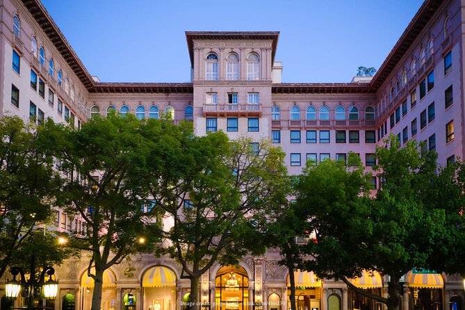 Beverly Hills & Rodeo Drive: Private 2-hour Walking Tour - Meeting and End Points
