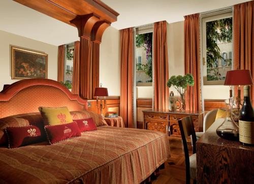 Bio Hotel Raphael - Relais & Châteaux - Accommodations and Amenities