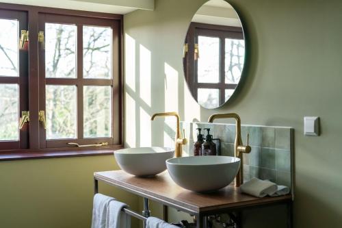 Boutique Hotel De Kastanjehof - Location and Surroundings