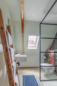 Boutique Hotel Dokkum - Dining Options and Amenities