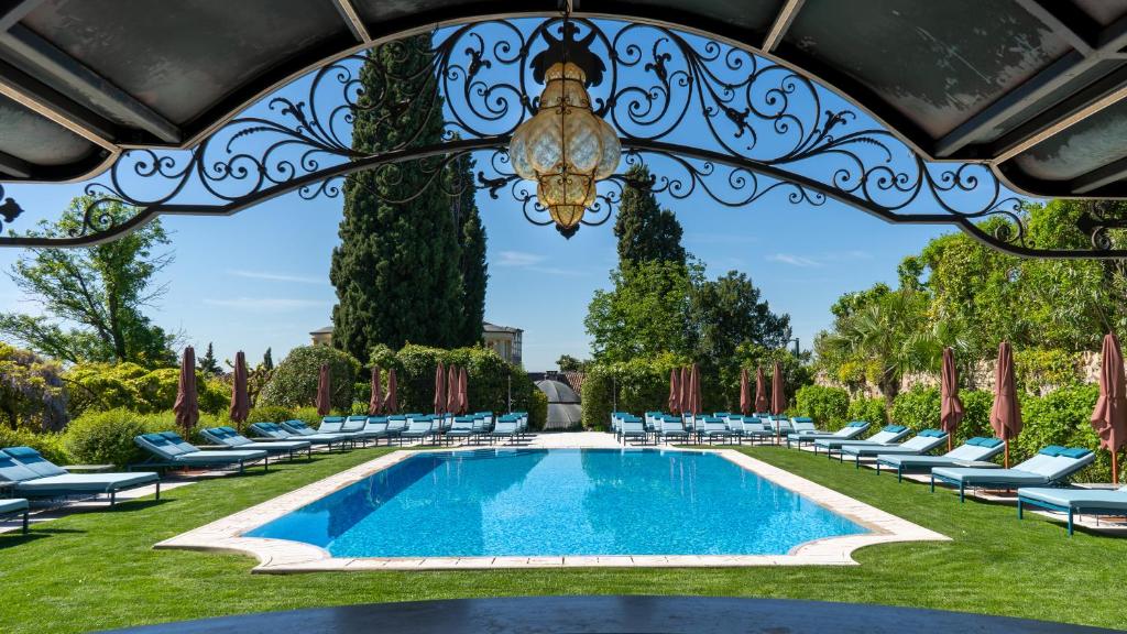 Byblos Art Hotel Villa Amistà Review