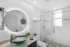 Cape Crossing Resort & Marina - Accommodation Offerings