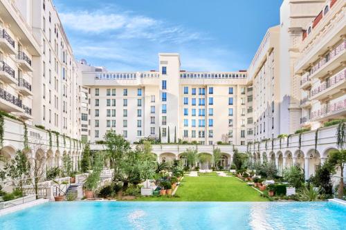 Carlton Cannes, a Regent Hotel - Exceptional Location