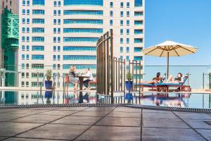 Carlton Dubai Creek Hotel - Dining and Cuisine